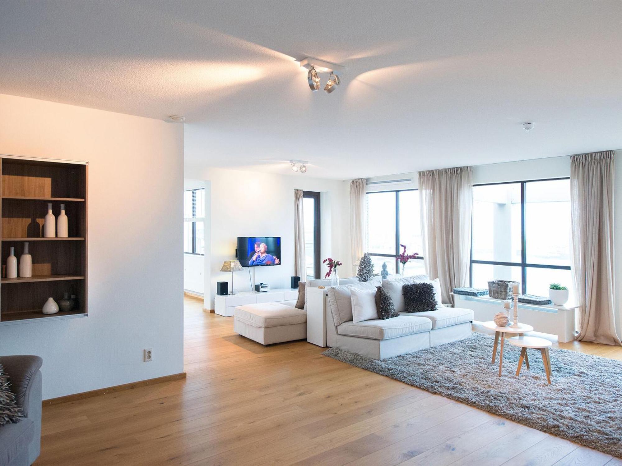 Appartement Spacious Modern In Scheveningen Den Haag